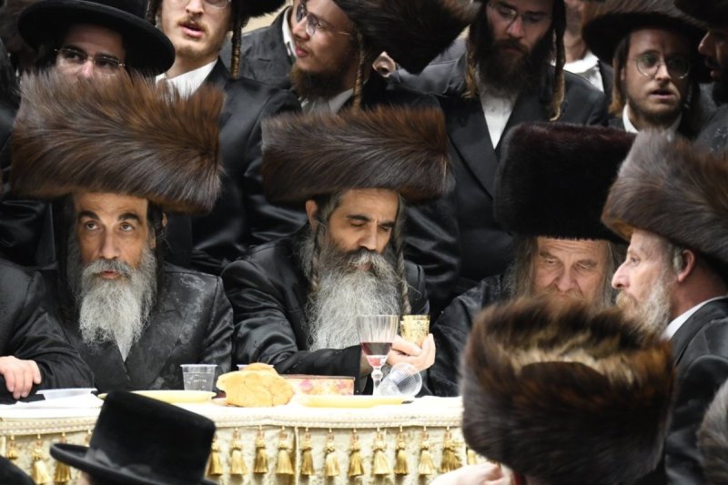 אנשיל בעק