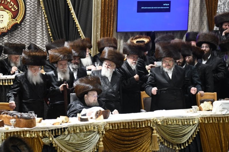 אנשיל בעק