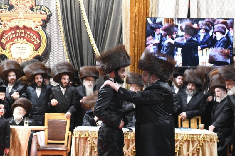 אנשיל בעק