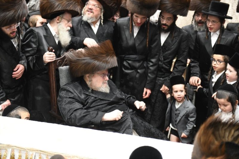 אנשיל בעק