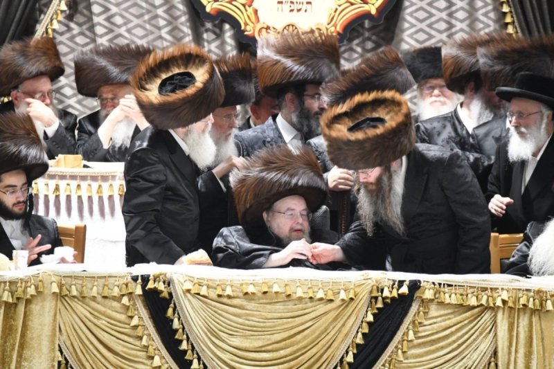 אנשיל בעק