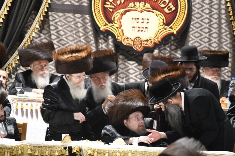 אנשיל בעק