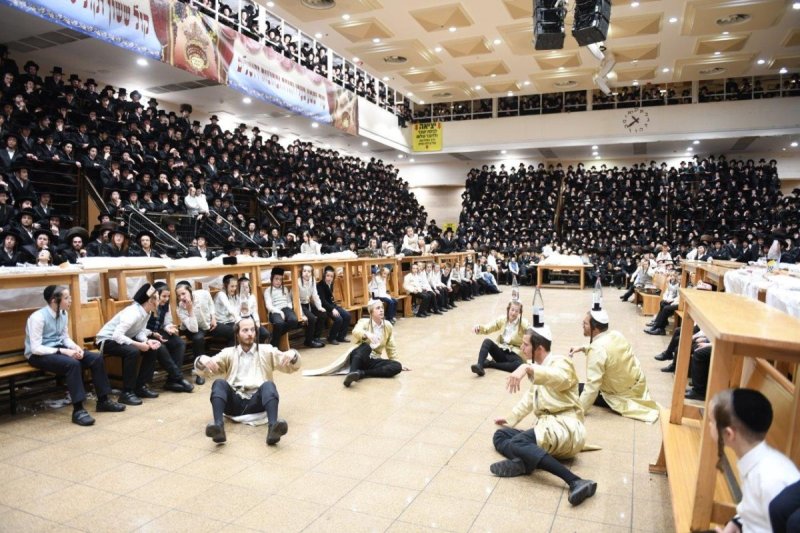 אנשיל בעק