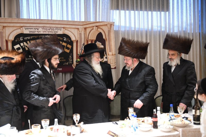 אנשיל בעק