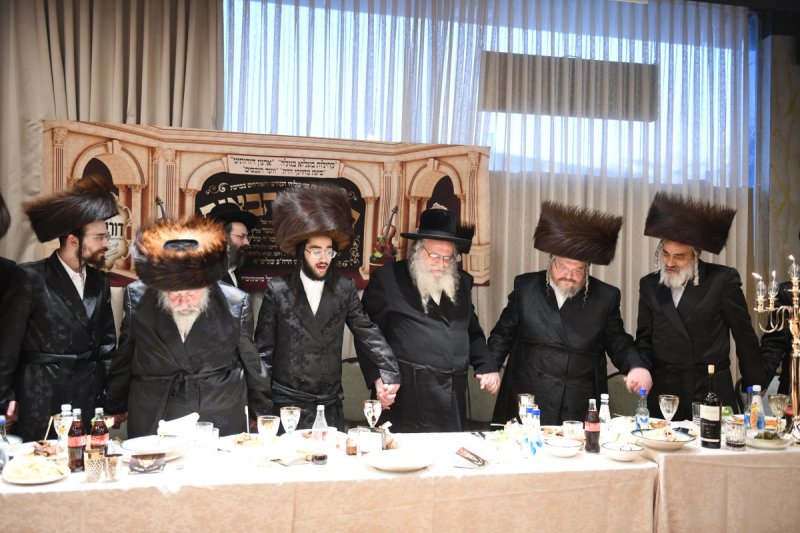 אנשיל בעק
