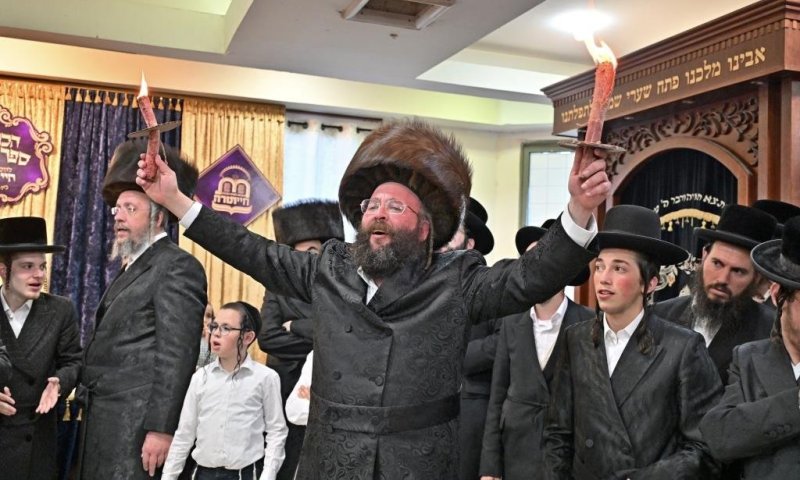 במעמד של 'חיי תורה': ראש הישיבה בירך 'שהחיינו' בשם ובמלכות