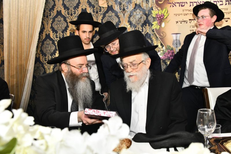 שוקי לרר
