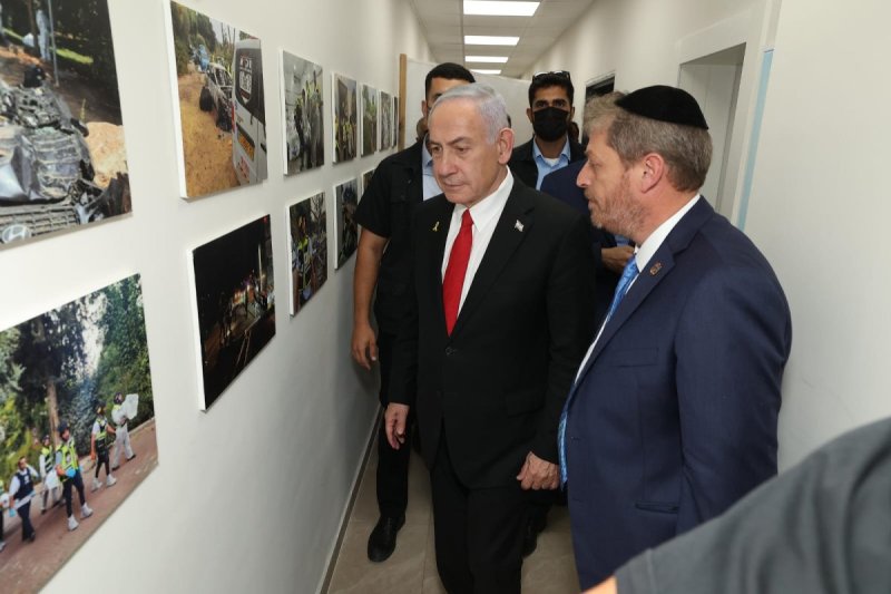 יחצ