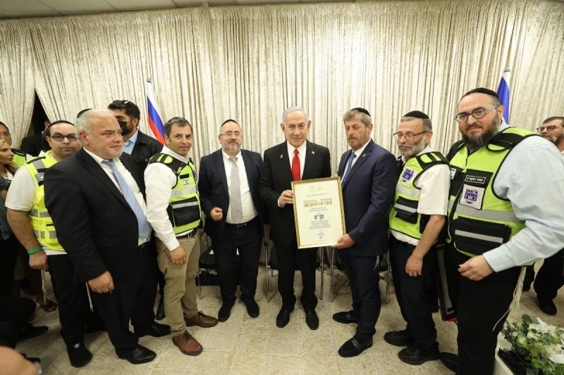 יחצ