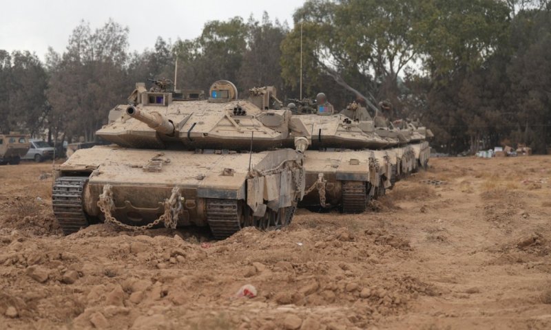 &rlm;טנקים ברצועת עזה