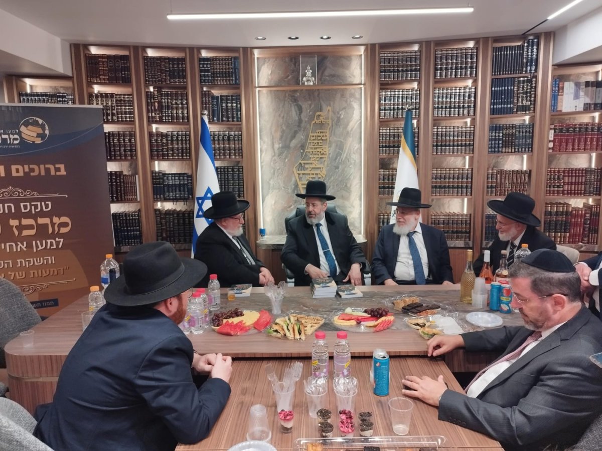 באדיבות המצלם