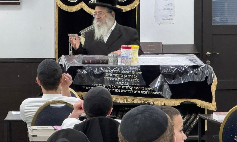 מאפיית המצות שפועלת במלחמה קיבלה כשרות מהודרת