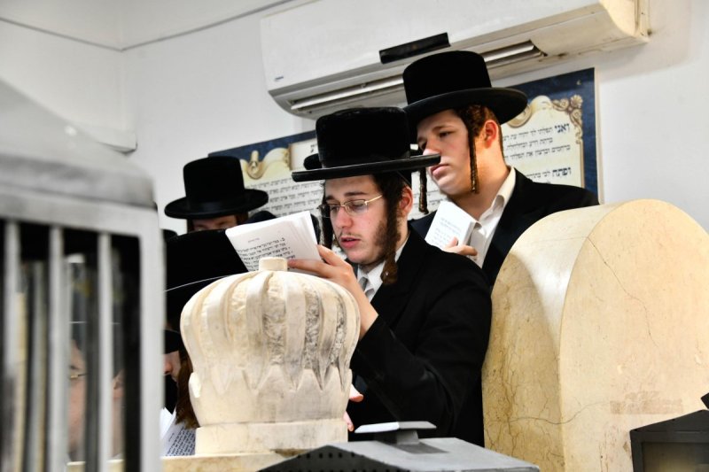 שוקי לרר