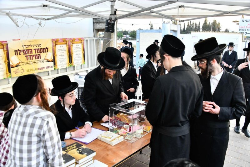 שוקי לרר