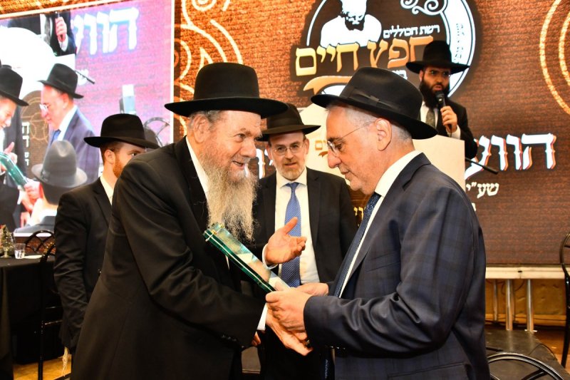 שוקי לרר