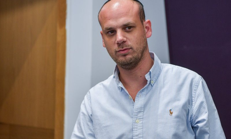 נחשף: הסרטונים המתורגמים שהועברו מלשכת רה"מ למתווכים בקטאר