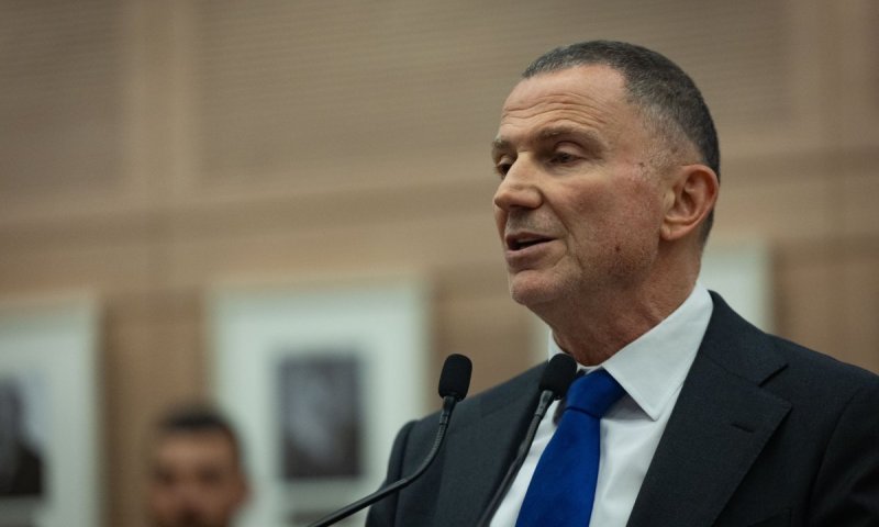 אדלשטיין: "לשבת במזגן ולהתנגד לחוק - קל יותר מלעשות מילואים"