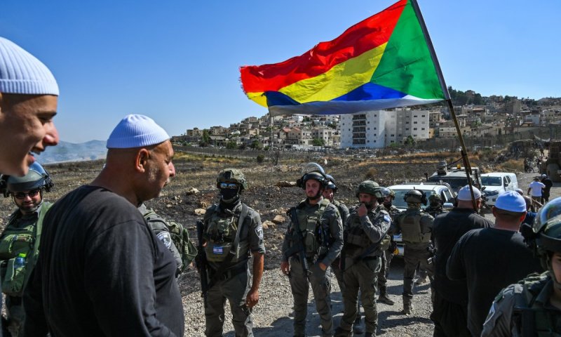 שליח טראמפ לסוריה: "הממשל בדמשק צריך לתת את הדין"