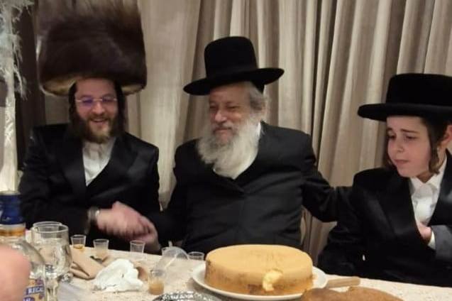 באדיבות המצלם