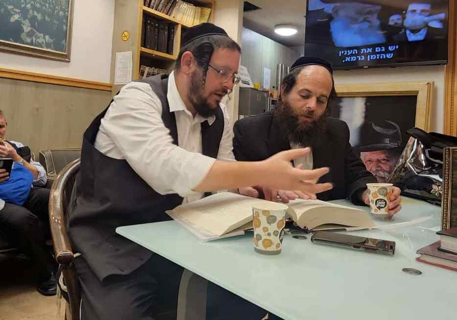 באדיבות המצלם