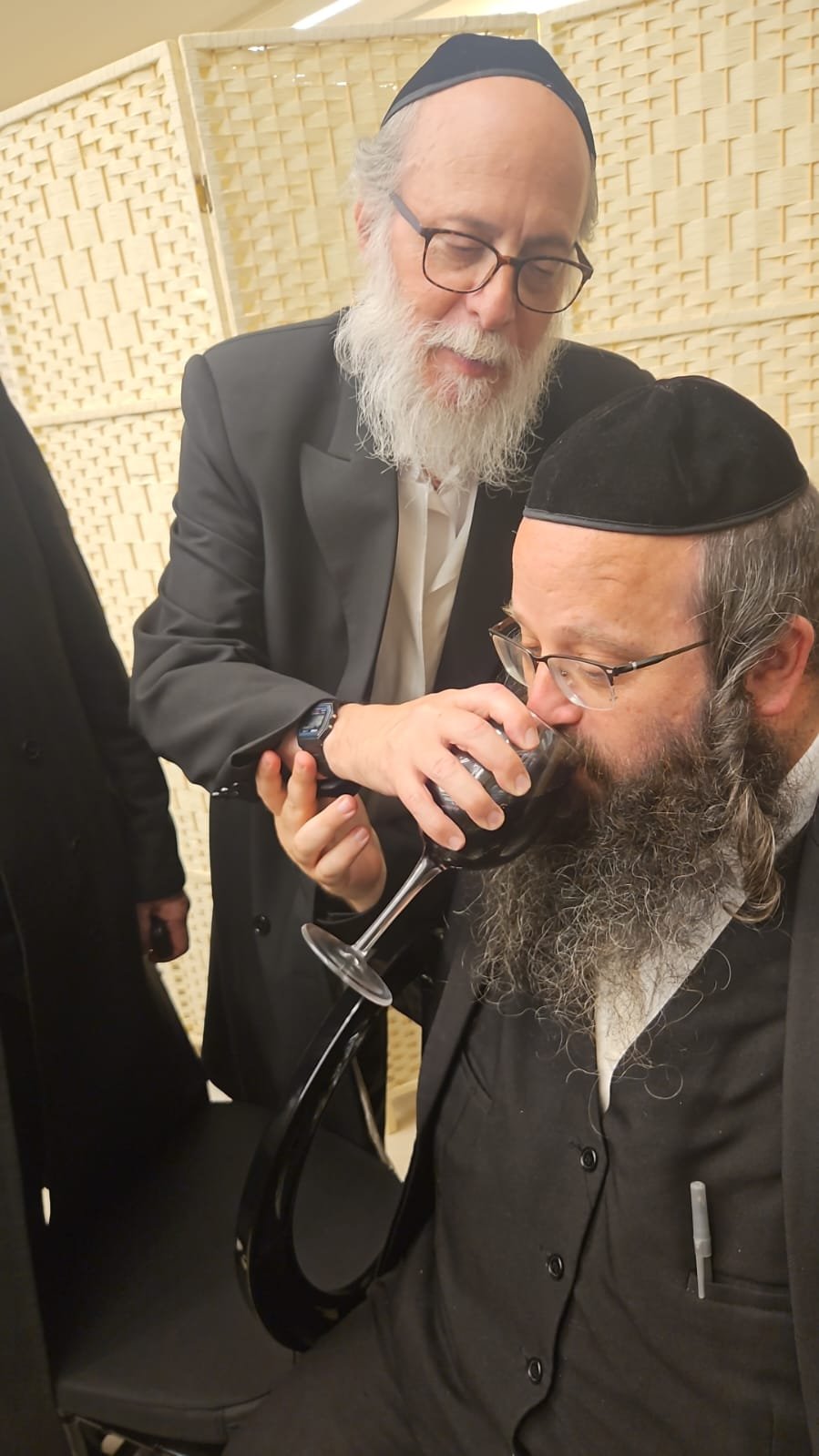 באדיבות המצלם