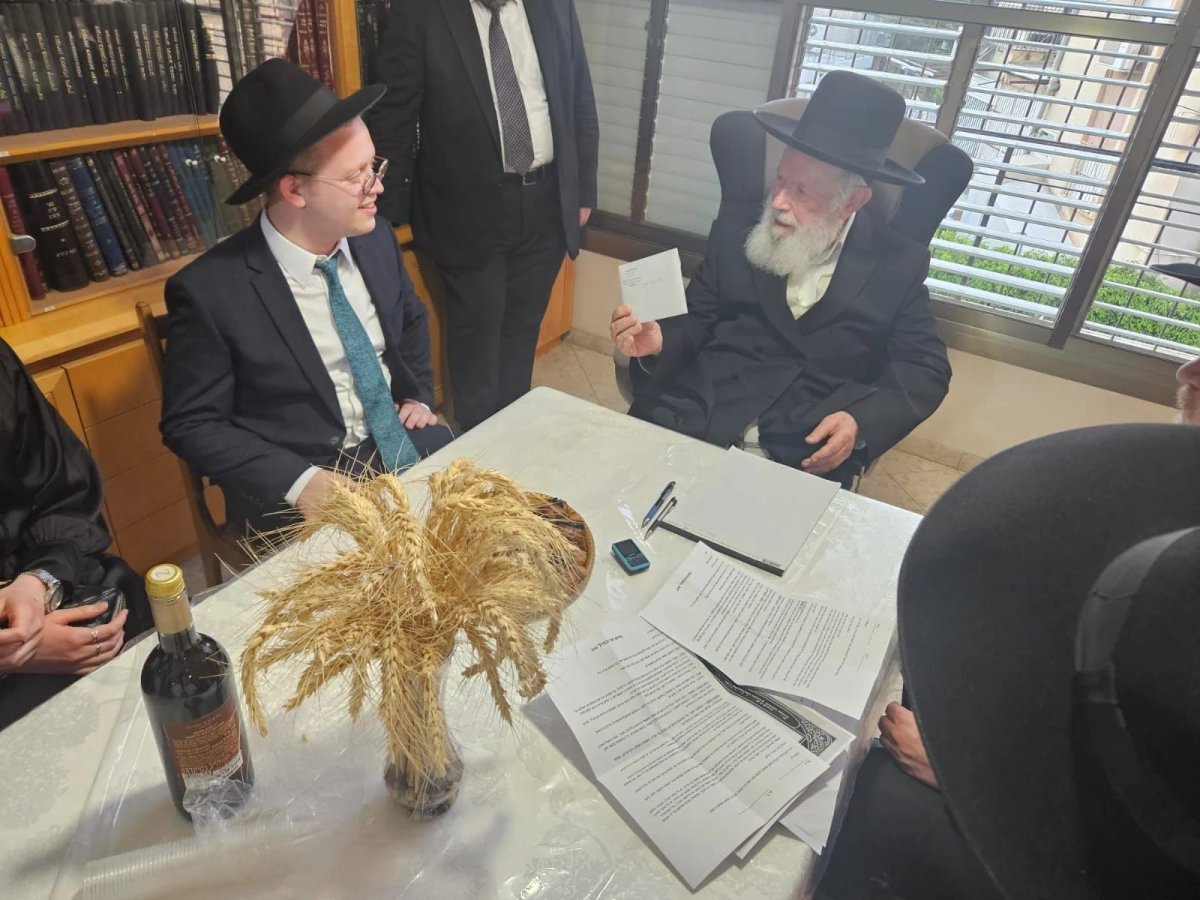 באדיבות המצלם