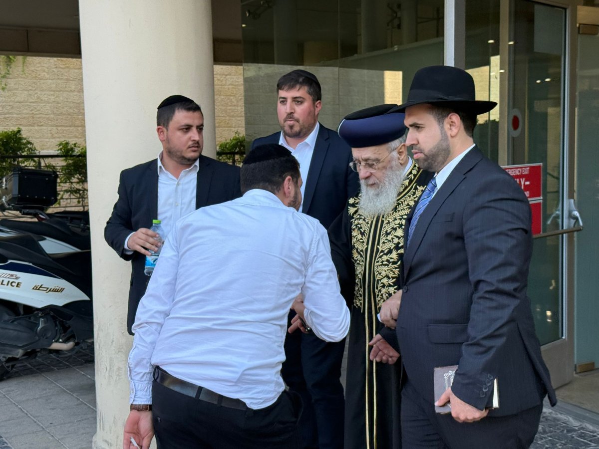 באדיבות המצלם