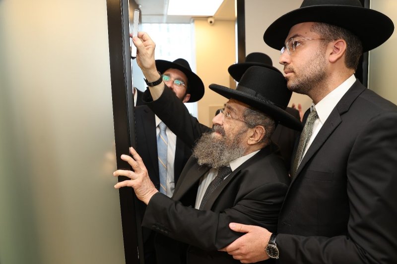נועם אליהו