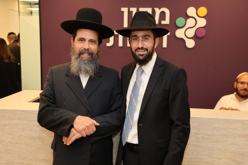 נועם אליהו