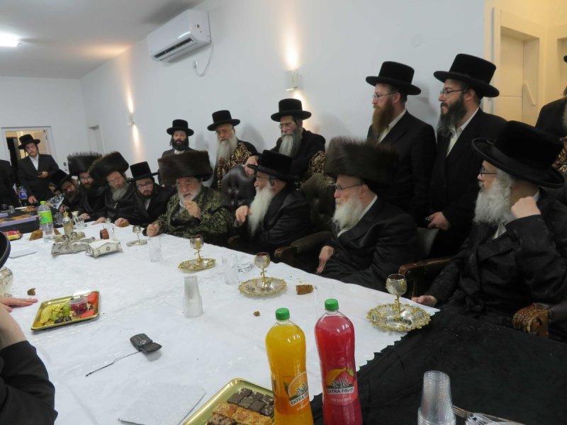 באדיבות המצלם