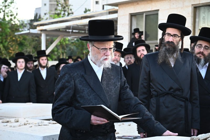 שוקי לרר