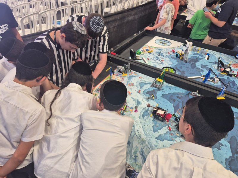 יחצ