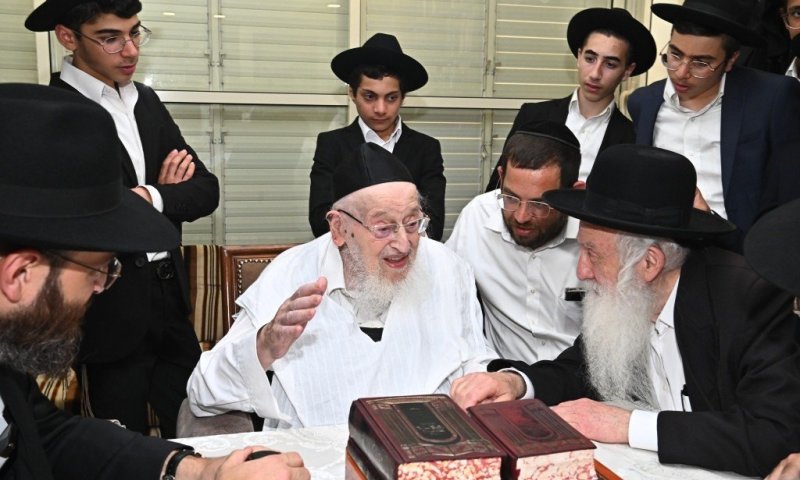 ראש הישיבה לילדים: "אני כבר יהודי זקן והרבה דברים עברתי" | צפו
