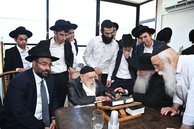שוקי לרר