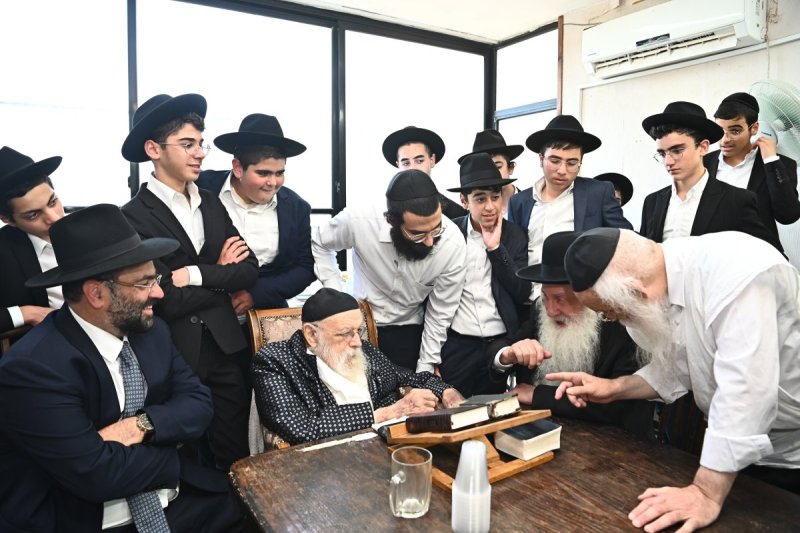שוקי לרר