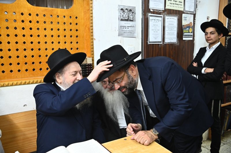 שוקי לרר