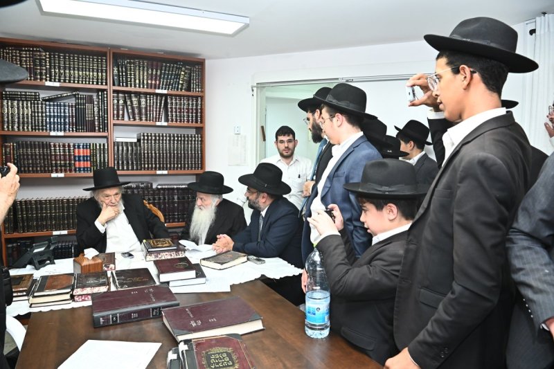 שוקי לרר
