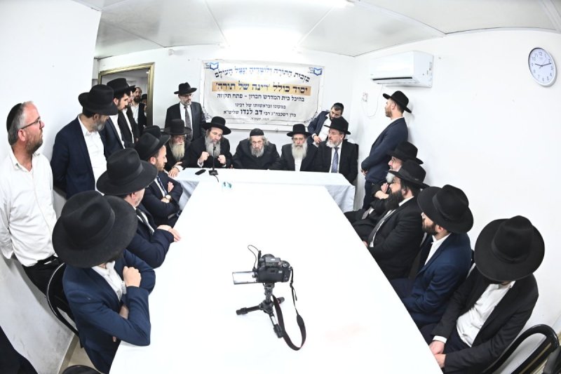 שוקי לרר