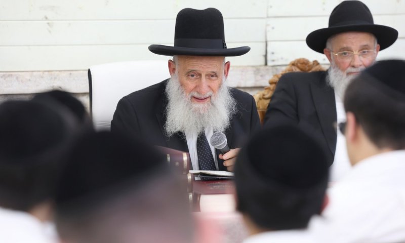בחורי הישיבה נבחנו במבחן סיכה אצל חבר המועצת | צפו בתיעוד