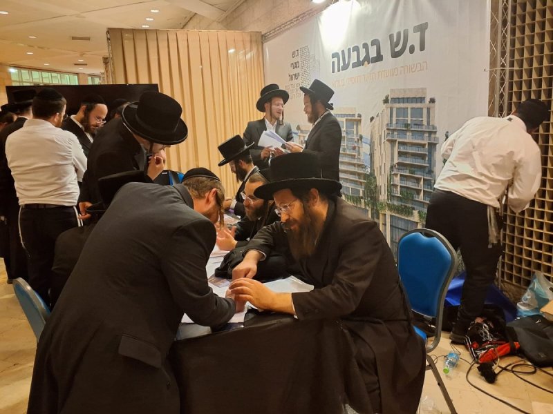 יחצ
