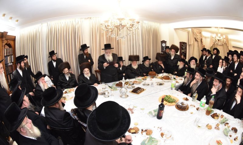 נכד גאב"ד רמת שלמה התארס עם בת רב קהל חסידים בית שמש