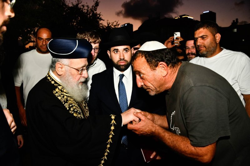 שוקי לרר