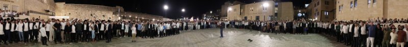 מרדכי לובעצקי (פריז צרפת)