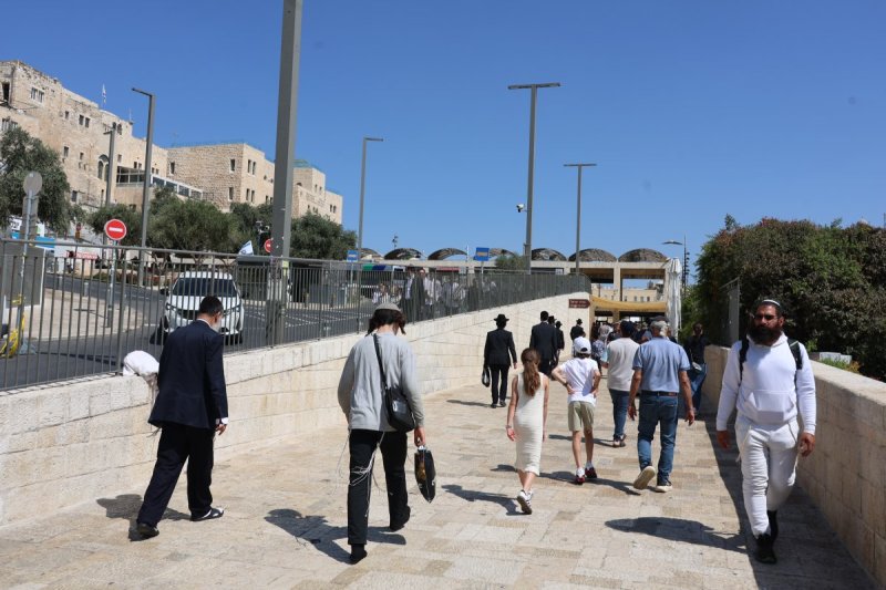 מרדכי לובעצקי