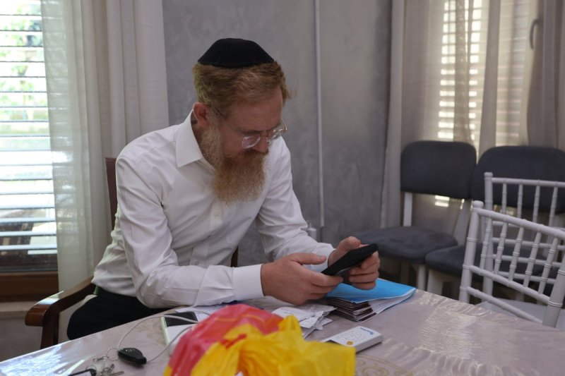  מרדכי לובעצקי