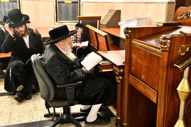 שוקי לרר