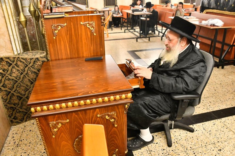 שוקי לרר