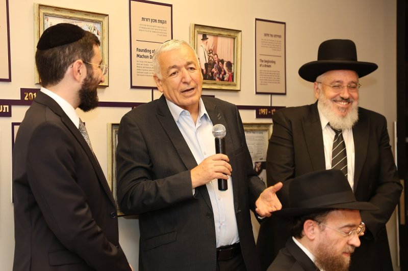 נועם אליהו