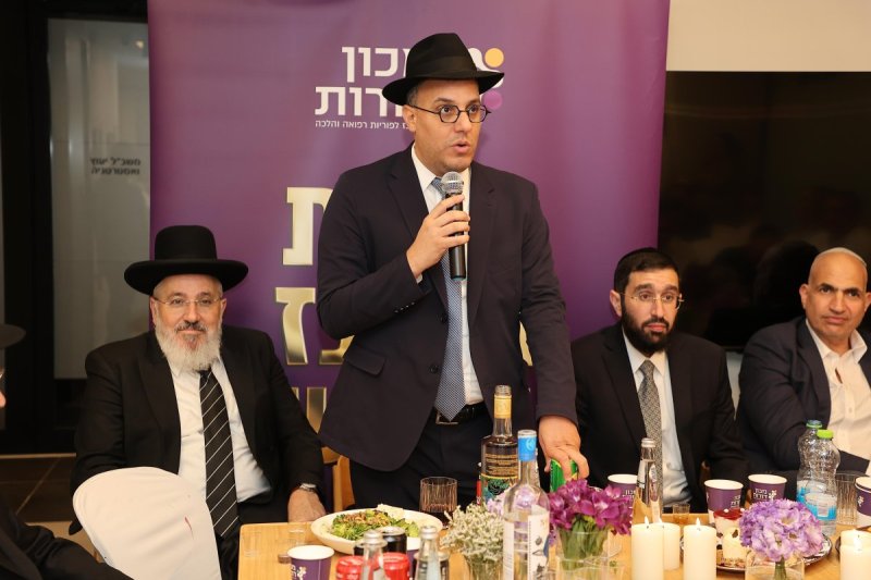 נועם אליהו