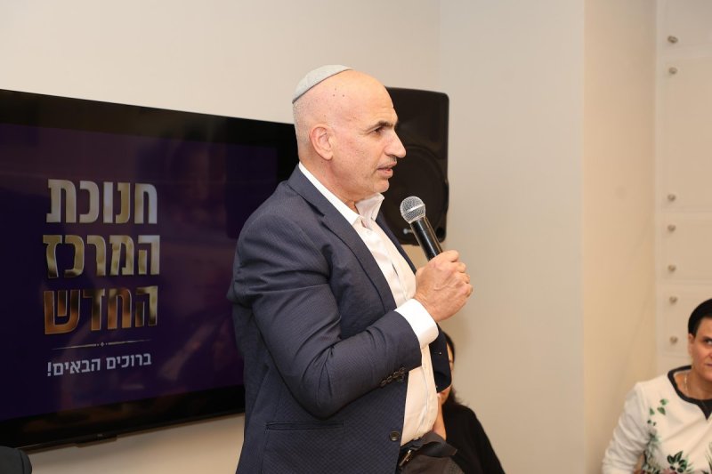 נועם אליהו